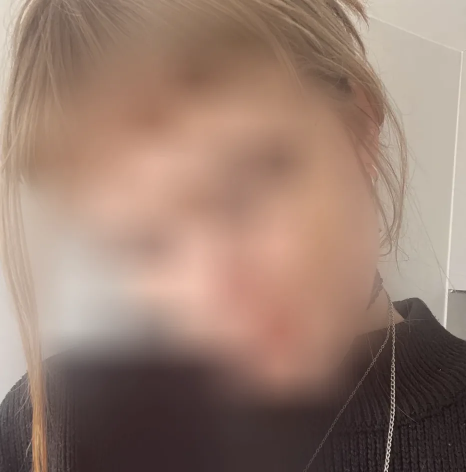 Fatma, 19