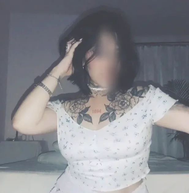 Jette, 28