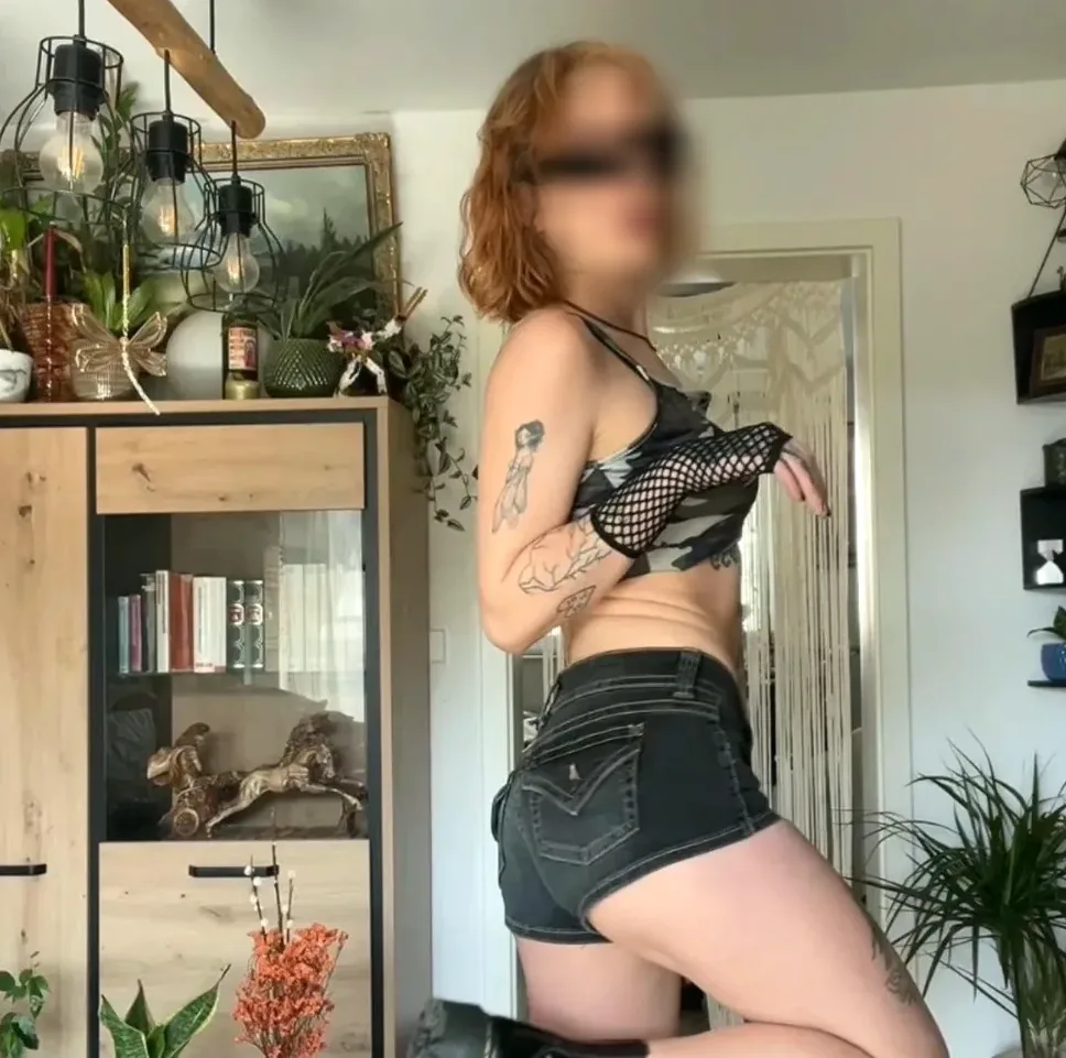 Maren, 22