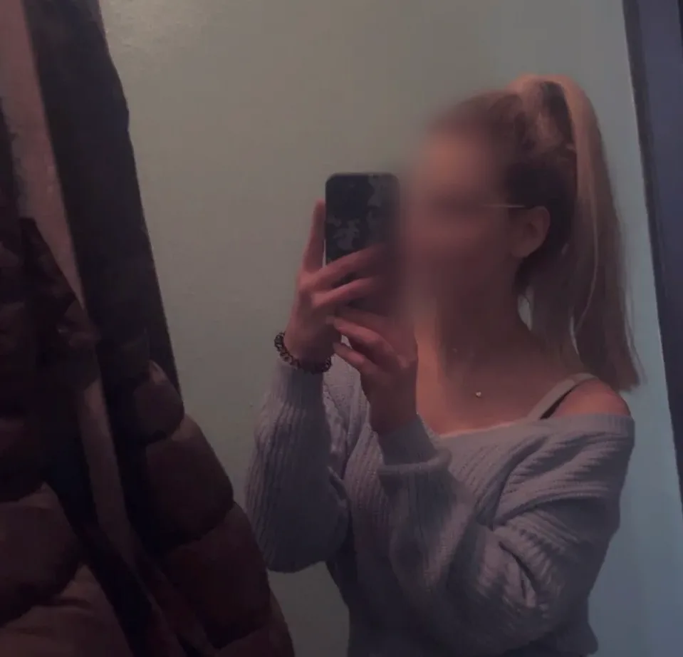 Sonja, 26